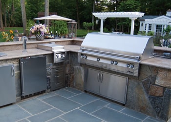 Outdoor Kitchen